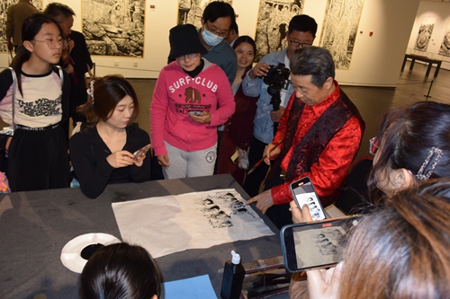 �F(xi��n)���^Ħ�R��ͯ������