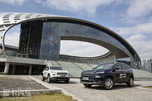 ����һ������SUV Jeep���ɹ���B����