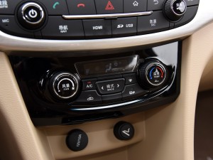 ����ͨ������ ���E730 2016�� 1.5L �քӺ��A�� 7��