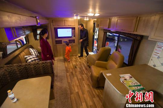 �ڽ�(j��ng)��(j��)���Եı����£�ɽ���Ԅ�(chu��ng)����5ǧ�fԪ(���������ͬ)�ĳɽ��ʡ�����?ji��n)?�z