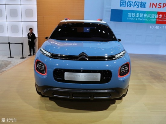 ѩ�F��(�M(j��n)��)2017��C-Aircross