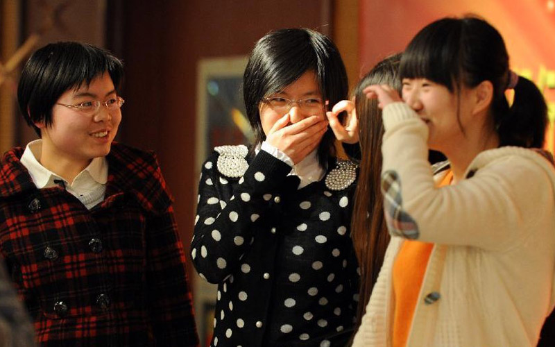 ���ݷ�:���Խo�Ї��⽻�����n��90��