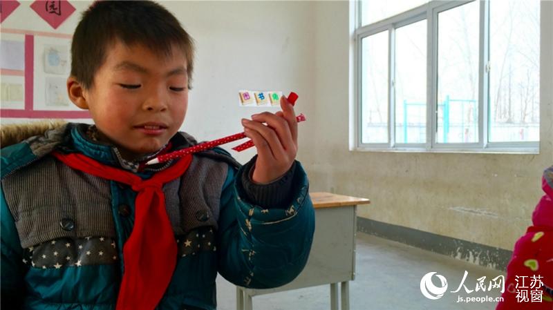 �w�i������Ŀ�����һۈA��P�ϵĲʎ���