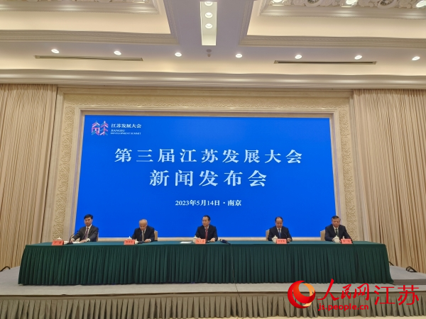 �l(f��)����(hu��)�F(xi��n)��(ch��ng)������W(w��ng) �����z