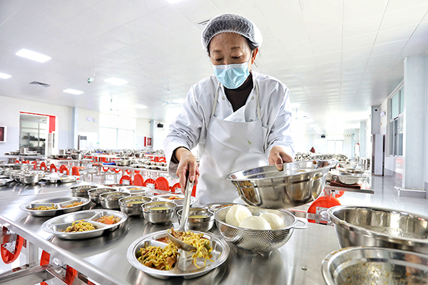 �W(xu��)Уʳ�ù����ˆT���ڜ�(zh��n)����͡��ꖔz