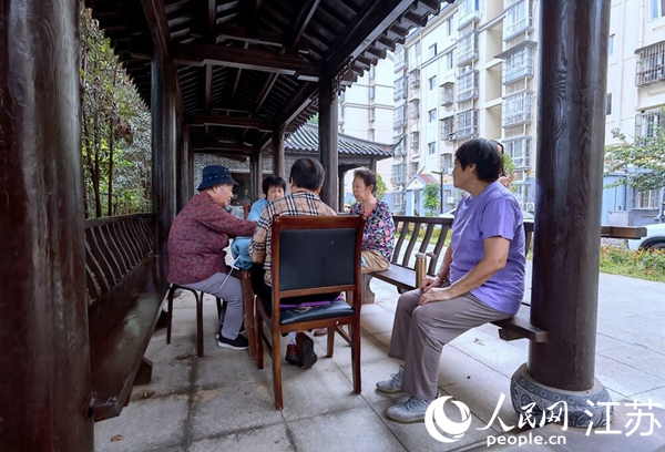 �������c��������С�^(q��)��ͤ��(n��i)���e������W(w��ng) �R�Բ��z