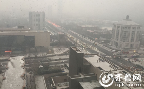 �����������c(di��n)��������(j��)���_ʼ��ѩ��