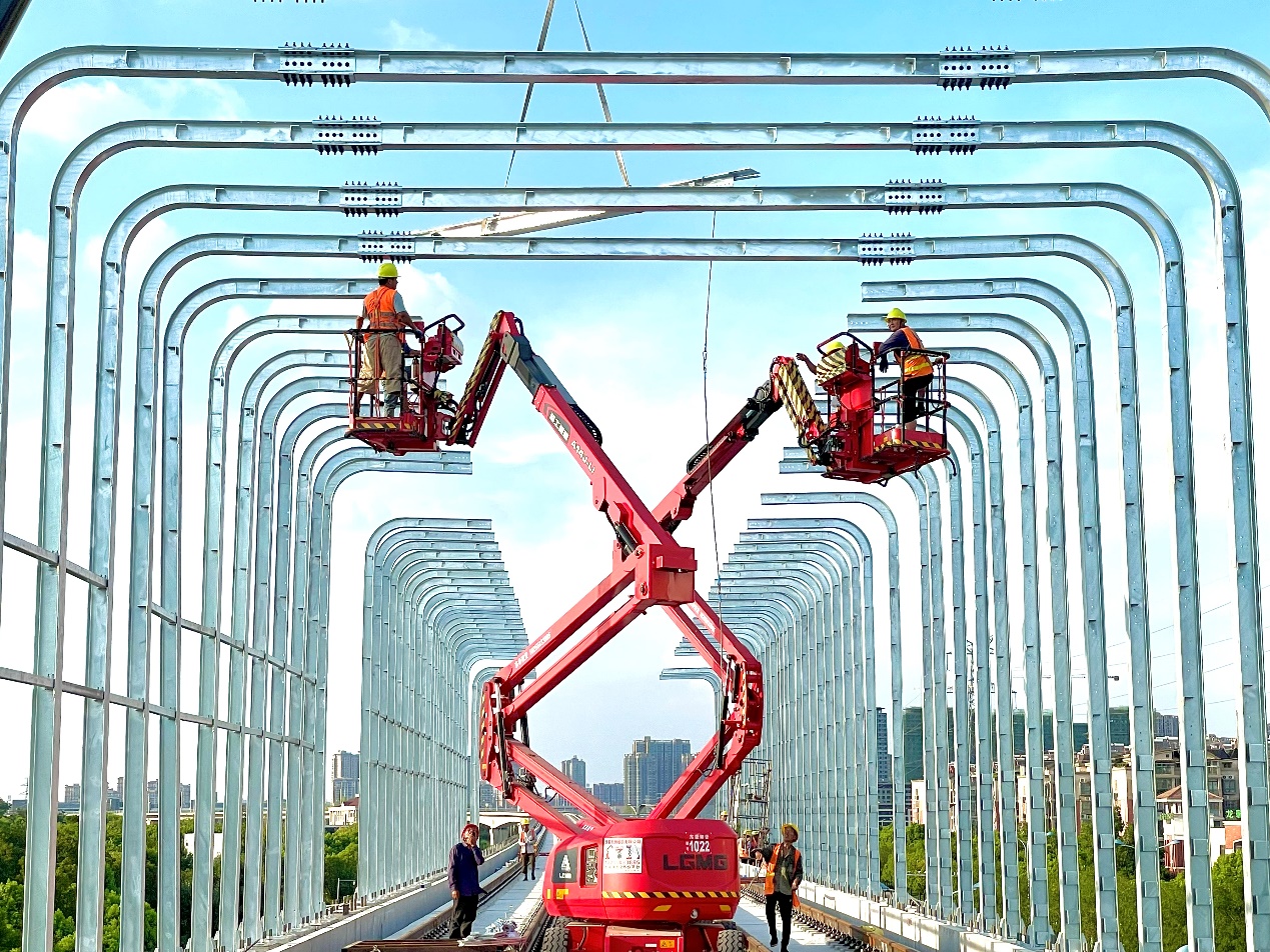 ���O(sh��)�еĳ������H�F·���ݶ����S�o���z