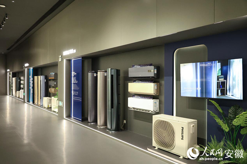 ���ն�����������޹�˾չ�d������ܼ�늮a(ch��n)Ʒ������W(w��ng)ӛ�� �՝��z