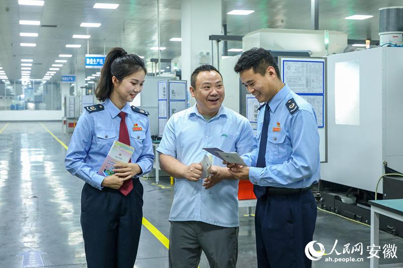 ���ճ��ݣ����ݡ�����