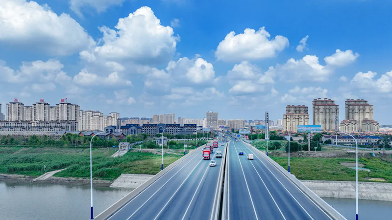 λ�ڳ����Ё����h����Ӵ�������A�z