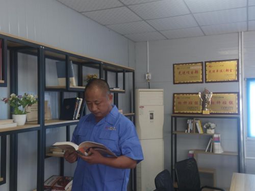 ���鲻��ɫ ��λ���¡�