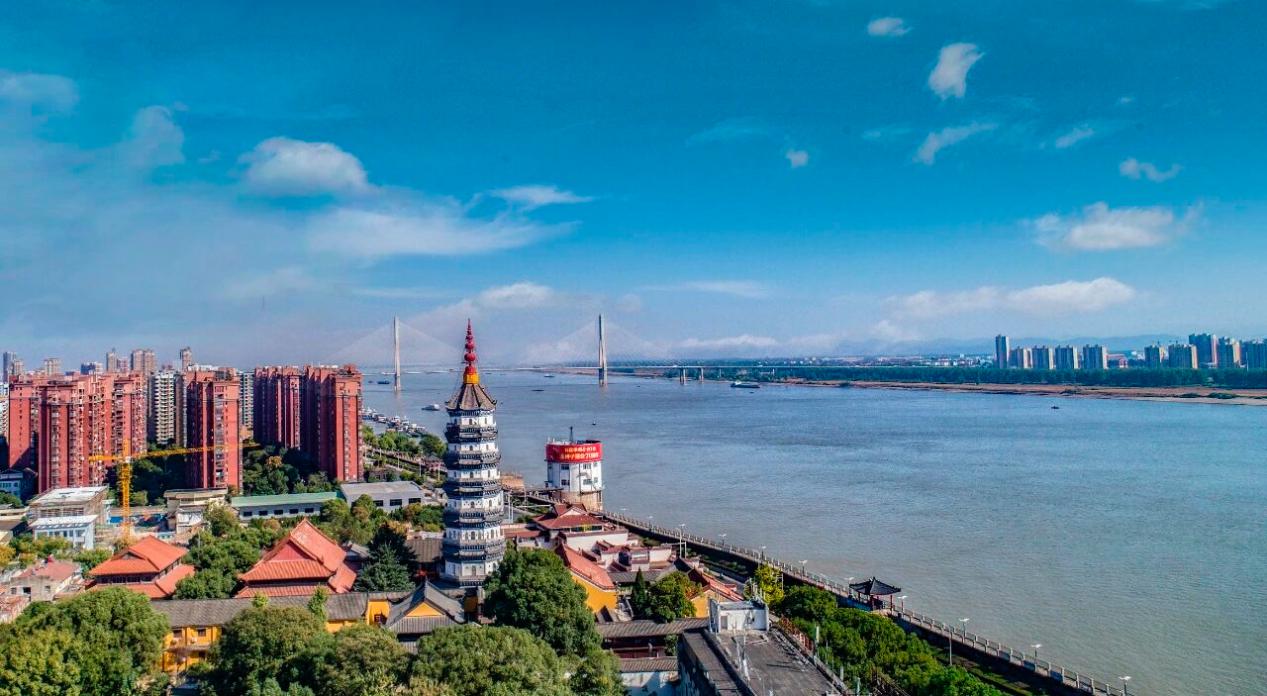 ���c�����L(f��ng)�������c��ί�W(w��ng)���k���D