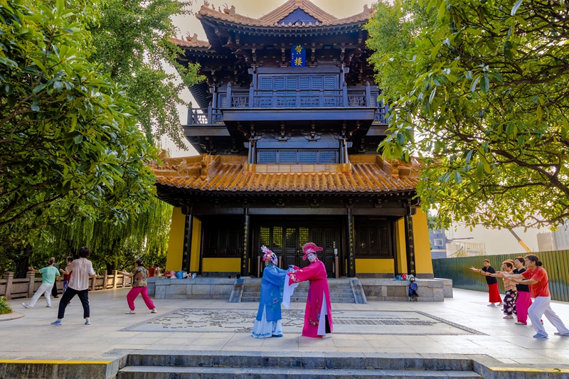 �S��С�V��(ch��ng)ǰ��Ⱥ�����T�����z