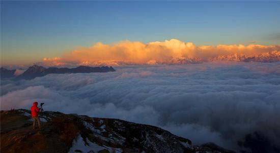 ѩɽ�ƺ��Ľ^���L(f��ng)�} ���������_(d��)�ɾ���ţ��ɽ