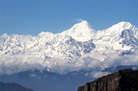 ѩɽ�ƺ��Ľ^���L(f��ng)�} ���������_(d��)�ɾ���ţ��ɽ