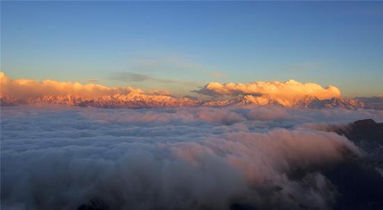 ѩɽ�ƺ��Ľ^���L(f��ng)�} ���������_(d��)�ɾ���ţ��ɽ