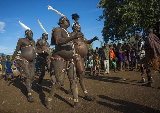 ���ξ����@�N�L�U��Ů��ǧ�f�eȥ��10���ط�