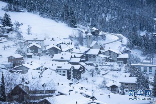 (國際)(2)瑞士山村清晨