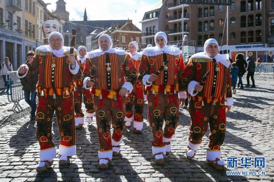 �����H����10�������r��ʲ��g��(ji��)ӭ���߳�