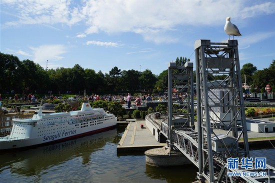 (國(guó)際)(4)走進(jìn)荷蘭“海牙小人國(guó)”