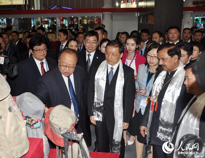 ��(gu��)�����ξ־��L(zh��ng)�����͇�(gu��)��(n��i)����eһͬѲ�^�� ����W(w��ng) �T���� �z