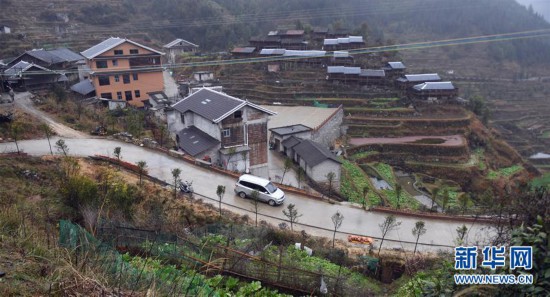 ���´��߻��ӣ���2����ɽ��կ���������l(xi��ng)��