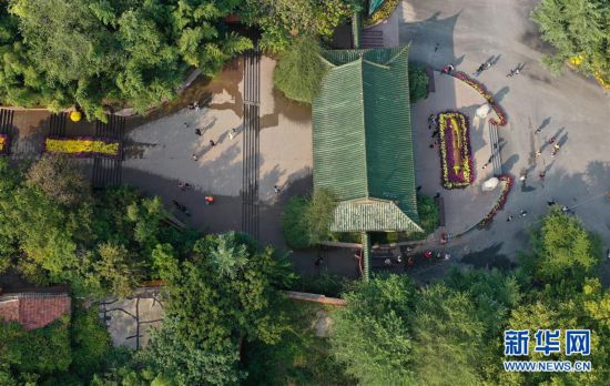 ���h(hu��n)������3�����K���ݣ��R��ɽ�Ͼ�ɫ��