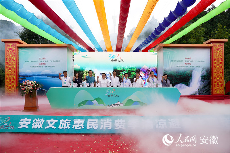 22���������������û������M(f��i)������������}���(d��ng)����(d��ng)�xʽ�ڽ�կ�h�e�С�����W(w��ng)ӛ�� ���J�z