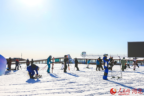 ѩ�����f����ѩ��(ch��ng)���ܻ�ѩ��Ȥ������W(w��ng)ӛ�� �w�����z